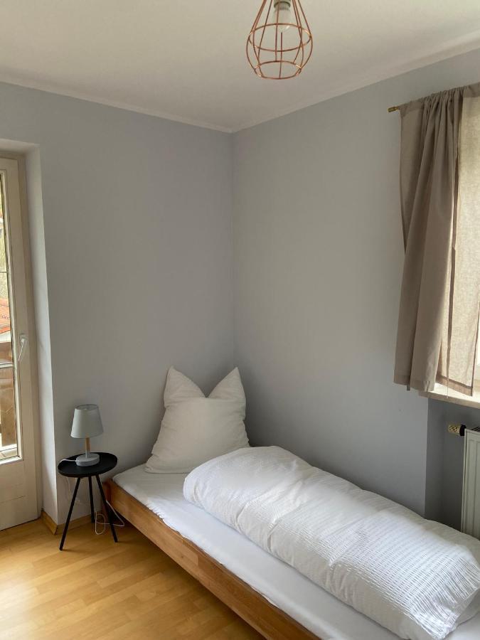 Modern Eingerichtete Wohnung Mit 2 Schlafzimmern Μπέργκεν Εξωτερικό φωτογραφία